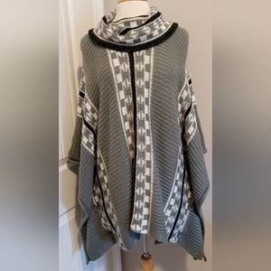 YAIRA KNITTED SHAWL/PONCHO ONE SIZE #0430